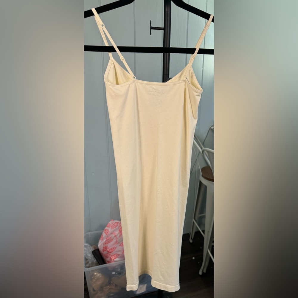 NWOT Free People Intimately Seamless Slip - Cream - XS/S - Picture 9 of 13